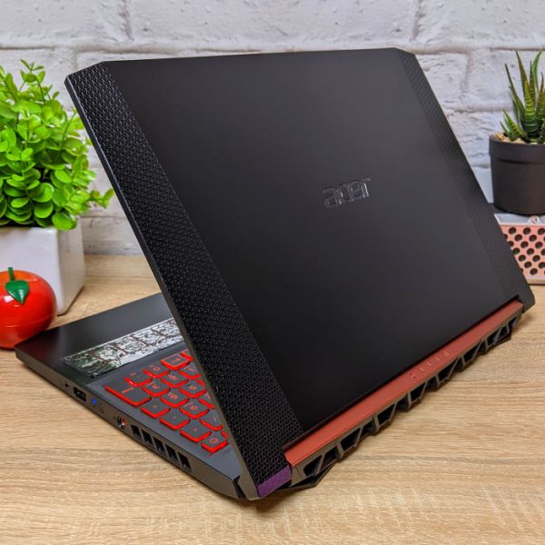 БУ ноутбук Acer Nitro 5 AN515-54 15.6'' FHD IPS 144Гц i7-9750H RTX 2060 6GB + SSD