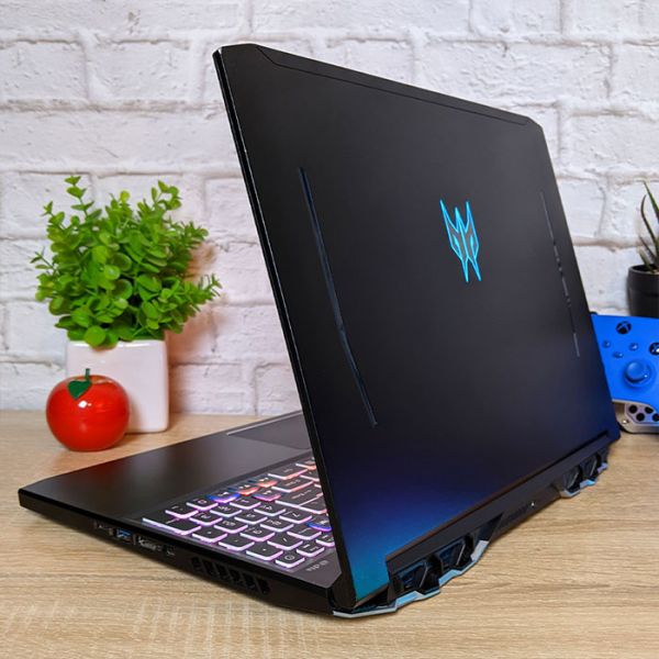Крутой Мощный Игровой ноутбук Acer Predator Helios 300 PH315-53 N20C3 15.6" 144Hz i7 10750H Nvidia RTX 2060 6GB 16GB +SSD