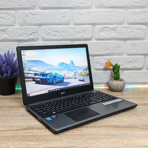 БУ Ноутбук Acer Aspire E1-572G(V5WE2) 15.6'' HD Ready TN i3 4010U HD 8600M 8GB 128GB SSD