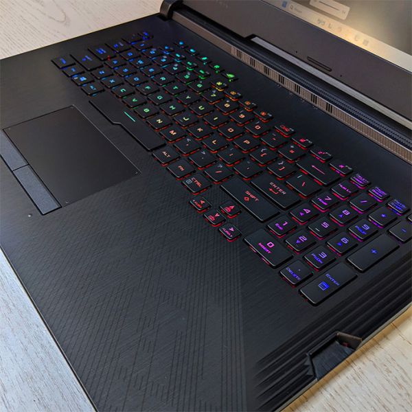 Мощный Геймерский ноутбук Asus ROG Strix G731G 17.3" i7 9750H Nvidia RTX 2060 6GB 16GB + SSD