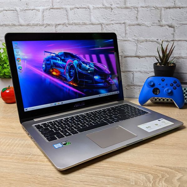 Мощный Геймерский ноутбук ASUS VivoBook Pro N580V Silver 15.6" touch i7 7700HQ Nvidia GTX 1050 4GB 16GB + SSD