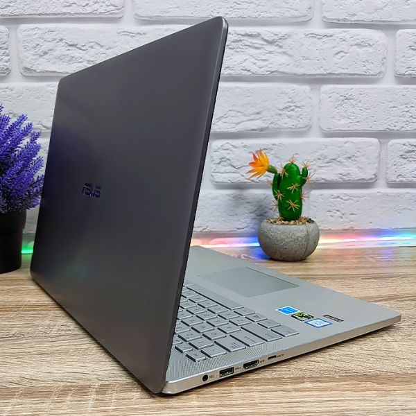 БУ Ноутбук Asus Zenbook UX501V 15.6'' Touch 4K IPS i7 6700HQ GTX 960M 2GB 8GB 256GB SSD