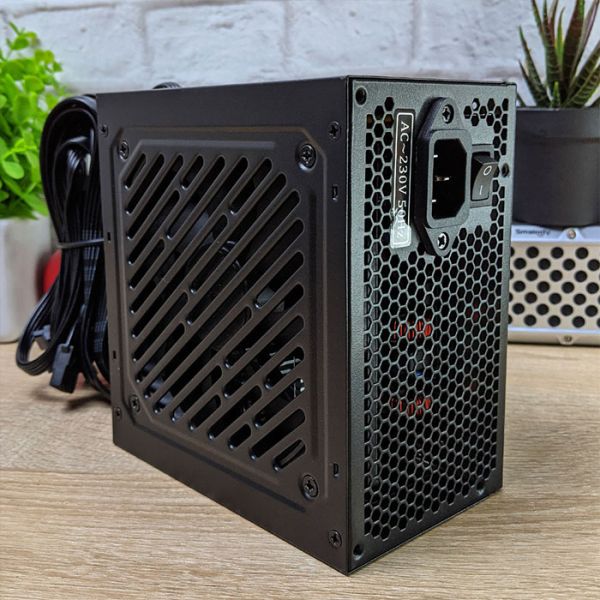 Блок питания Chieftec Power Supply 750W 80Plus Bronze