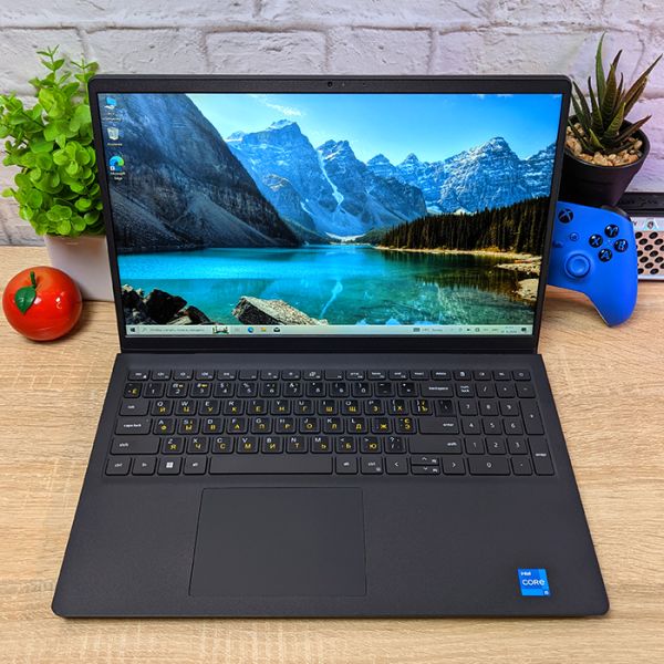 БУ Ноутбук Dell Inspiron 15 3520 15.6'' Touch FHD WVA i5 1135G7 16GB 256GB SSD