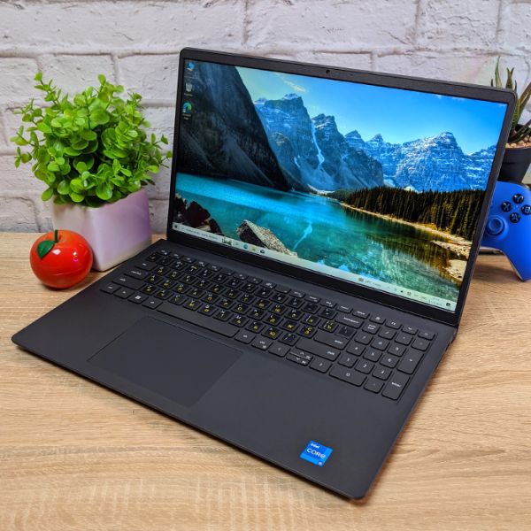 БУ Ноутбук Dell Inspiron 15 3520 15.6'' Touch FHD WVA i5 1135G7 16GB 256GB SSD