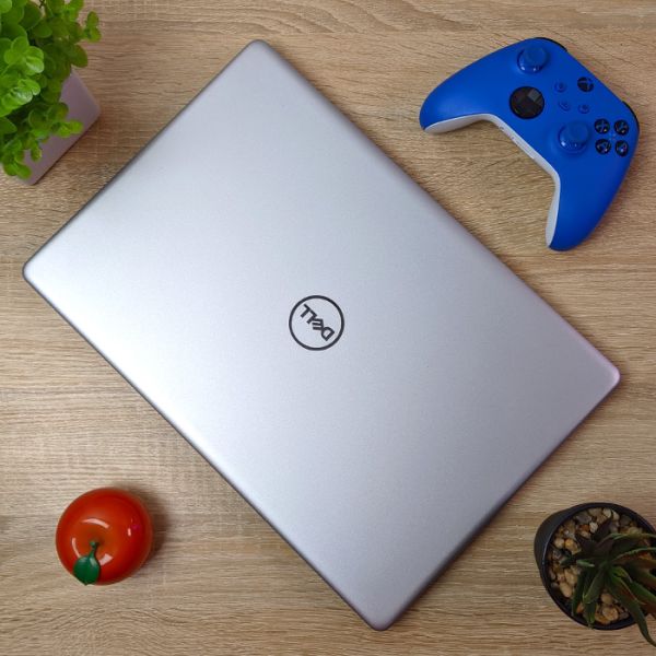 Dell Inspiron 5593 - Мощный и Компактный Ноутбук с Windows 10 и Гарантией (15.6'' i7 1065G7 16GB 256GB SSD)