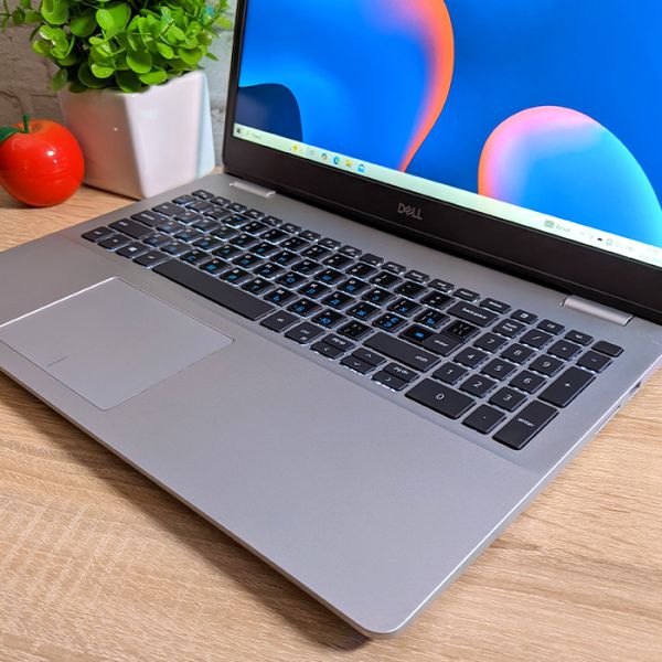 Dell Inspiron 5593 - Мощный и Компактный Ноутбук с Windows 10 и Гарантией (15.6'' i7 1065G7 16GB 256GB SSD)