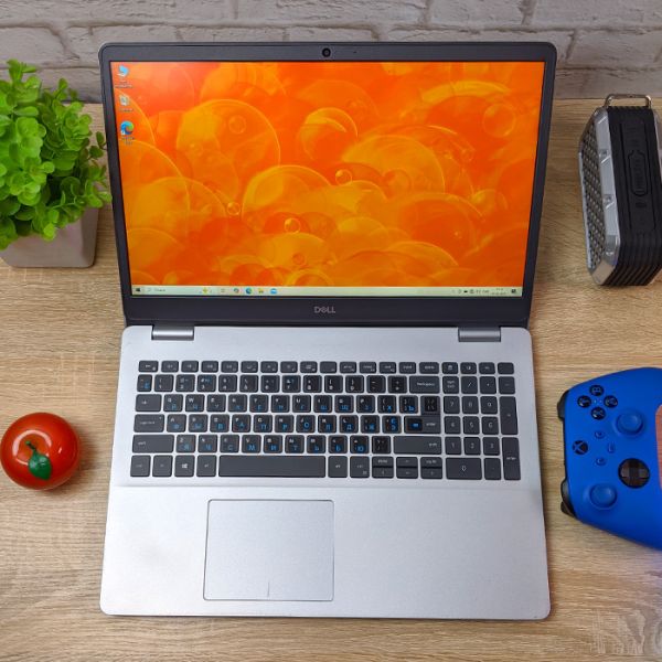 Dell Inspiron 5593 - Мощный и Компактный Ноутбук с Windows 10 и Гарантией (15.6'' i7 1065G7 16GB 256GB SSD)