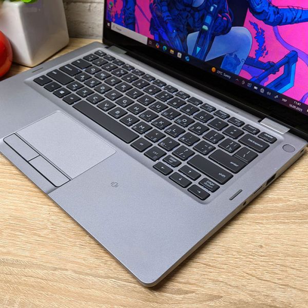 БУ Ноутбук Dell latitude 5310 2in1 13.3'' Touch FHD IPS i5-10310U 16GB 256GB SSD