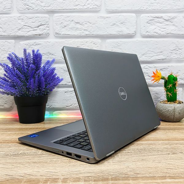 БУ Ноутбук Dell Latitude 5320 13.3'' Touch FHD IPS i7-1185G7 16GB 256GB SSD