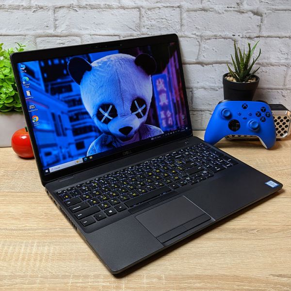 БУ Ноутбук Dell latitude 5500 15.6" FHD IPS i5 8365U 8GB DDR4 256GB SSD