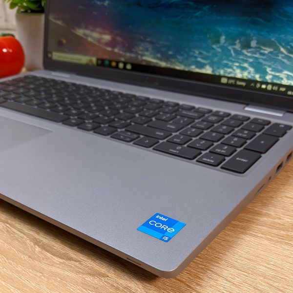 БУ Ноутбук Dell Latitude 5520 15.6'' FHD IPS i5 1135G7 16GB 256GB SSD