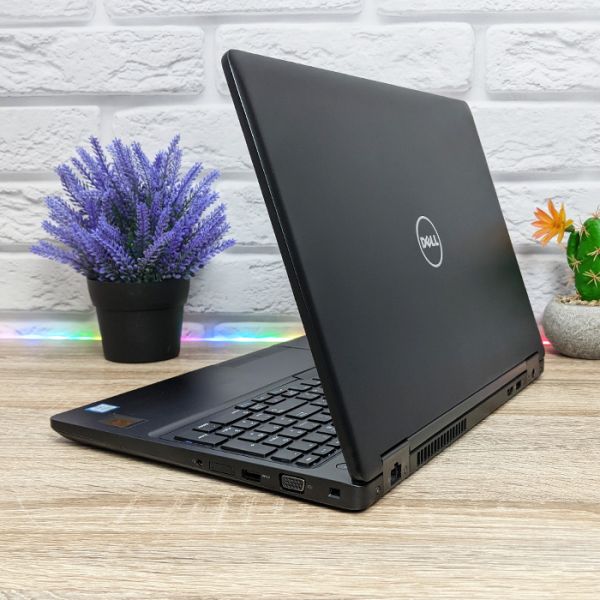 БУ Ноутбук Dell Latitude 5580 15.6'' Touch FHD IPS i5 6440HQ Nvidia 940MX 2GB 16GB 256GB SSD