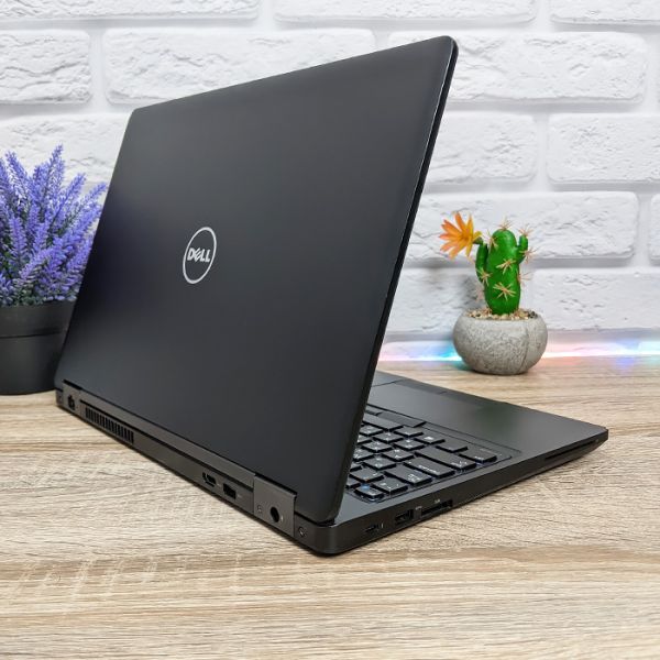 БУ Ноутбук Dell Latitude 5580 15.6'' Touch FHD IPS i5 6440HQ Nvidia 940MX 2GB 16GB 256GB SSD
