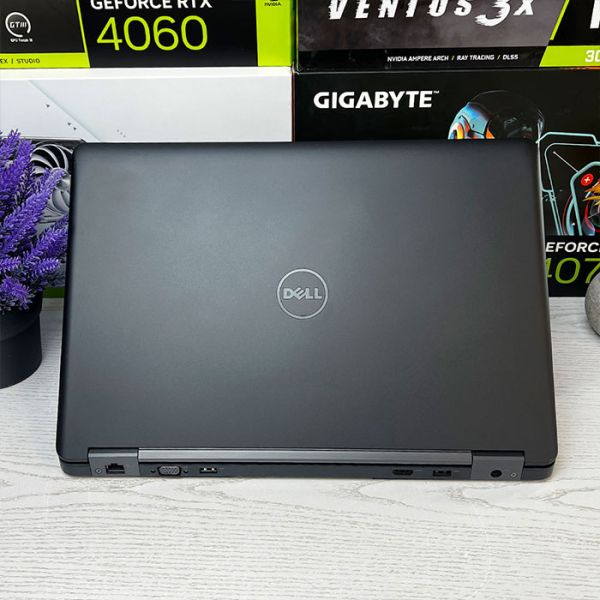 АКЦИЯ! Оригинальный Dell Latitude E5550 15.6" 8GB Intel Core i5-5300U 256GB SSD+новая батарея