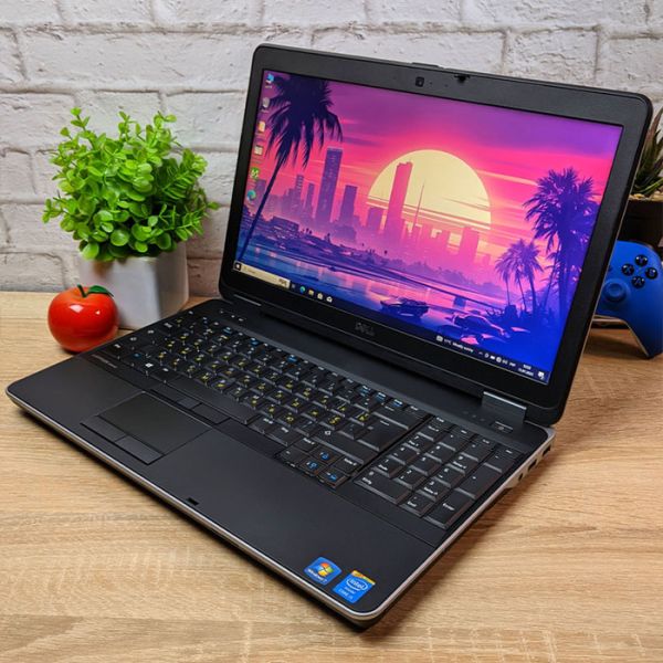 Ноутбук для учебы Dell Latitude E6540 15.6" Intel Core i5-4300M 8GB 128GB SSD
