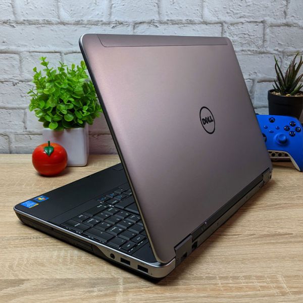 Ноутбук для учебы Dell Latitude E6540 15.6" Intel Core i5-4300M 8GB 128GB SSD