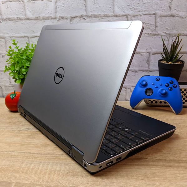 Ноутбук для учебы Dell Latitude E6540 15.6" Intel Core i5-4300M 8GB 128GB SSD