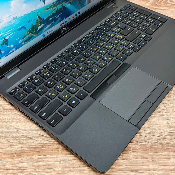 БУ Ноутбук Dell Precision 3541 15.6" FHD IPS i5 9400H UHD Graphics 8GB 256GB SSD