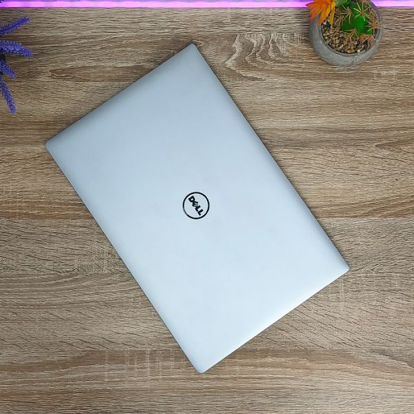 БУ Ноутбук Dell Precision 5520 15.6" FHD IPS i7 7820HQ Nvidia Quadro M1200 4GB 16GB 256GB SSD
