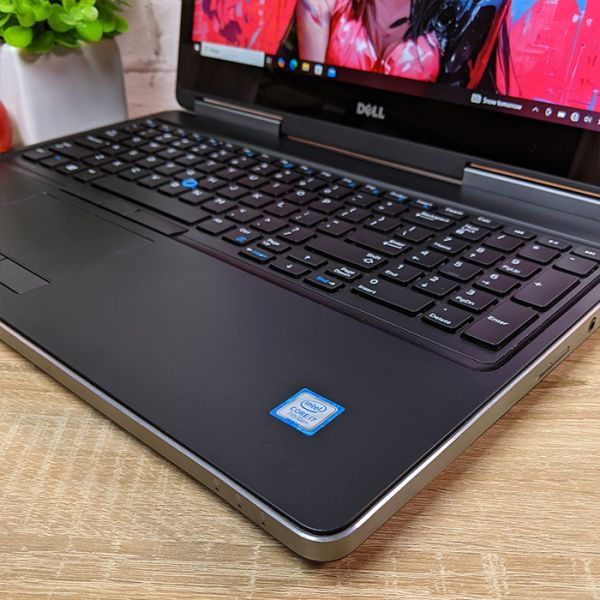 БУ Ноутбук Dell Precision 7520 15.6" FHD IPS i7 6820HQ Nvidia Quadro M2200 4GB 16GB + SSD