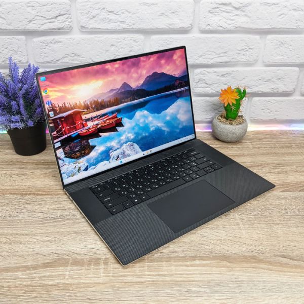 БУ Ноутбук Dell XPS 17 P92F 17.3'' WUXGA IPS i7 10875H RTX 2060 Max-Q 6GB 16GB 512GB SSD