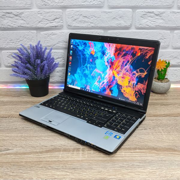 БУ Ноутбук Fujitsu Lifebook E781 15.6'' HD+ TN i5 2430M 8GB 128GB SSD