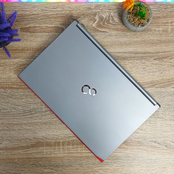 БУ Ноутбук Fujitsu Celsius H770 15.6" FHD IPS i7 7700HQ Quadro M1200 4GB 16GB 512GB SSD