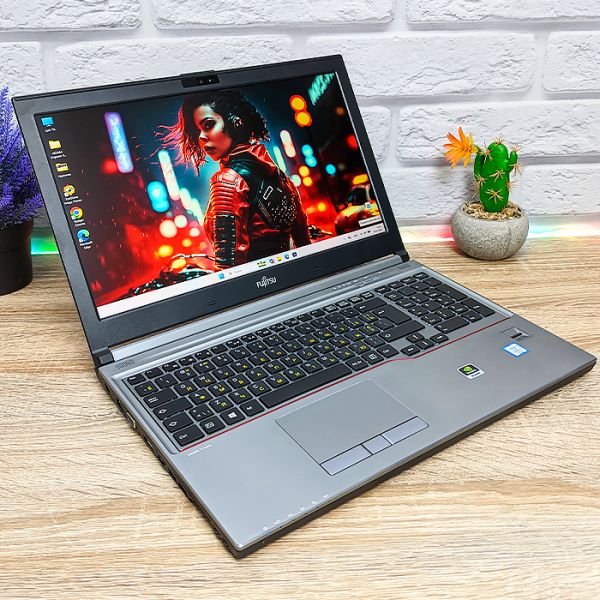 БУ Ноутбук Fujitsu Celsius H770 15.6" FHD IPS i7 7700HQ Quadro M1200 4GB 16GB 512GB SSD