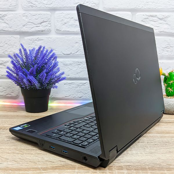 БУ Ноутбук Fujitsu Celsius H780 15.6" FHD IPS i7 8750H Quadro P600 4GB 16GB 512GB SSD