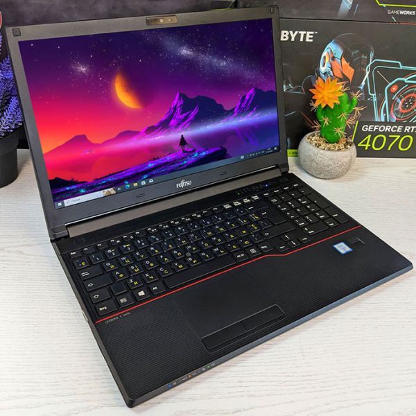 Бизнес Ноутбук Fujitsu LIFEBOOK E556 15.6" 1920х1080 i7 6600U 8GB RAM 256GB SSD