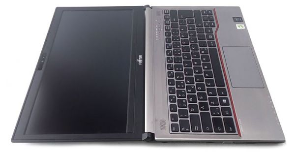 Бизнес Ноутбук Fujitsu LIFEBOOK E734 13.3" i5 4300M 8GB RAM 240GB SSD