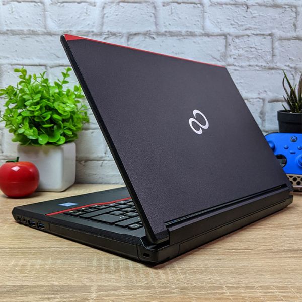 Отличный Ноутбук Fujitsu LIFEBOOK E546 14" i5 6200U 8GB RAM 128GB SSD