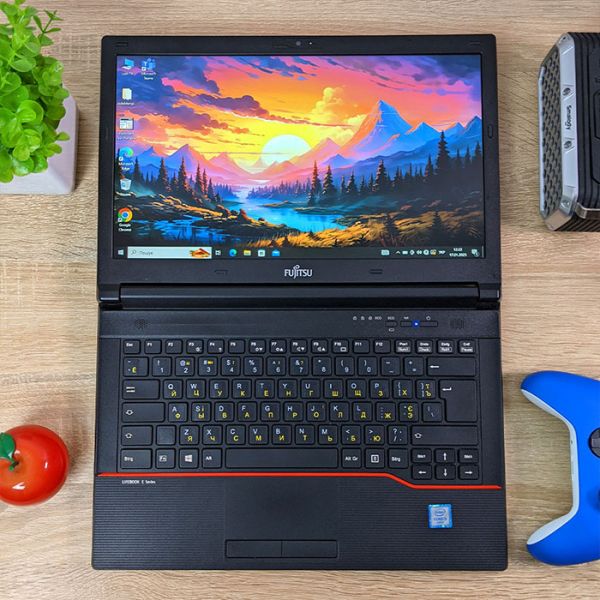 Отличный Ноутбук Fujitsu LIFEBOOK E546 14" i5 6200U 8GB RAM 128GB SSD