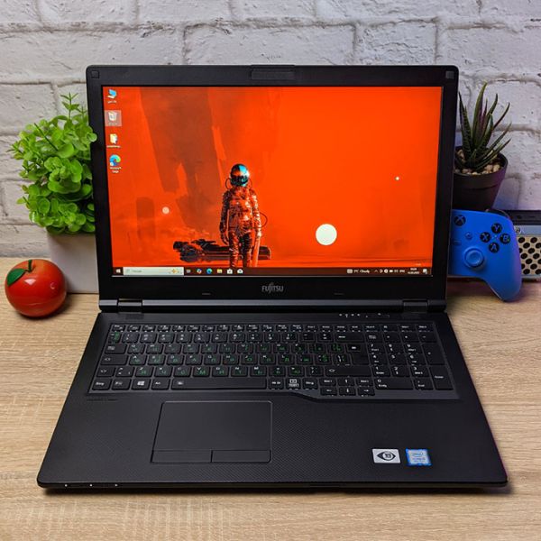 Бизнес Ноутбук Fujitsu LIFEBOOK E559 15.6" i5 8265U 8GB RAM 256GB SSD