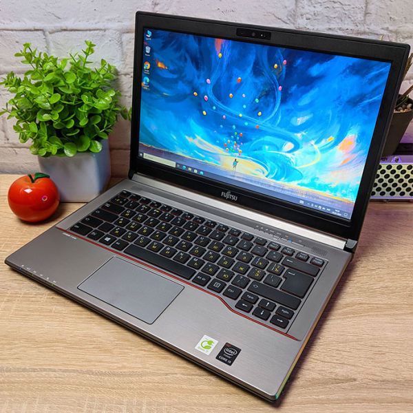 Бизнес Ноутбук Fujitsu LIFEBOOK E744 14" i5 4300M 8GB RAM 256GB SSD