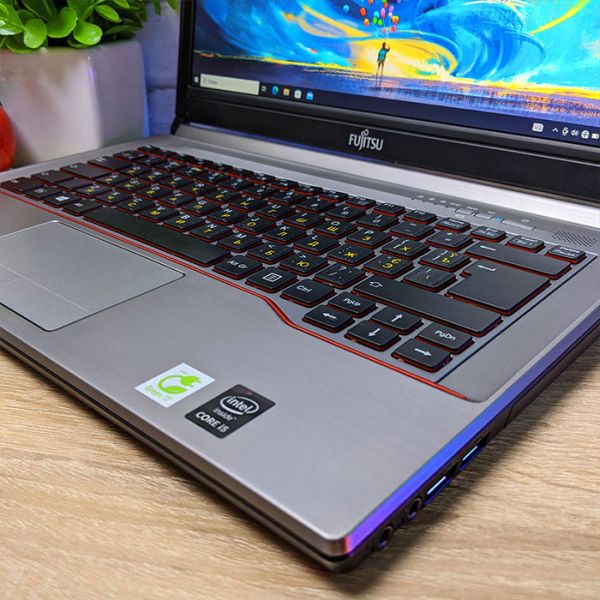 Бизнес Ноутбук Fujitsu LIFEBOOK E744 14" i5 4300M 8GB RAM 256GB SSD