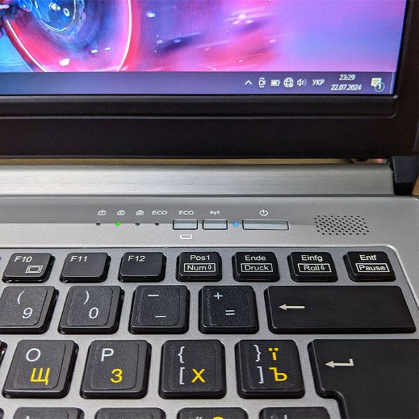 Бизнес Ноутбук Fujitsu LIFEBOOK E744 14" i5 4300M 8GB RAM 256GB SSD