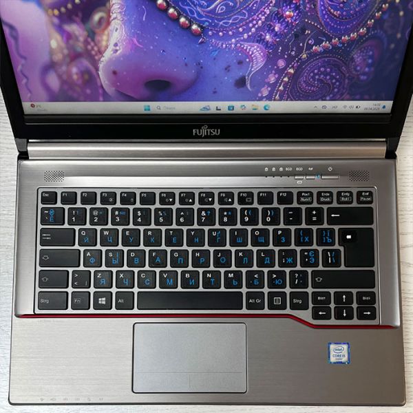 Офисный Ноутбук Fujitsu LIFEBOOK E746 14" i5 6200U 8GB RAM 256GB SSD