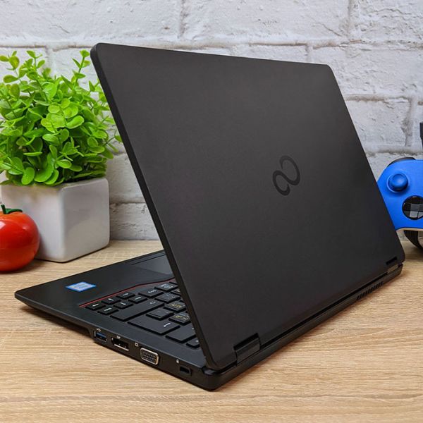 Бизнес Ноутбук Fujitsu LIFEBOOK U727 12.5" i5 6200U 8GB RAM 256GB SSD