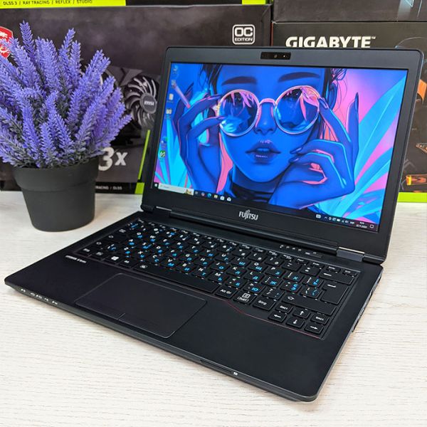 БУ Ноутбук Fujitsu LIFEBOOK U729 12.5" FHD IPS i5-8265U 8GB RAM 240GB SSD