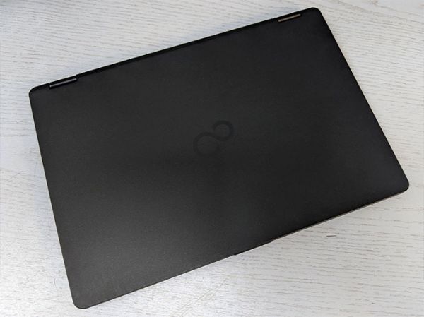 Бизнес Ноутбук Fujitsu LIFEBOOK U729 12.5" 1920х1080 i3 8145U 8GB RAM 256GB SSD