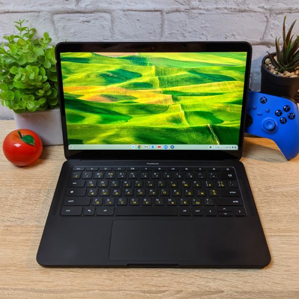 БУ Ноутбук Google Pixelbook Go 13.3'' FHD IPS Touch m3 - 8100Y 8GB 64GB SSD