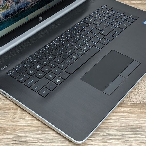 БУ Ноутбук HP Laptop 17-by0062cl 17.3'' HD+ TN i5 8250U 16GB 256GB SSD