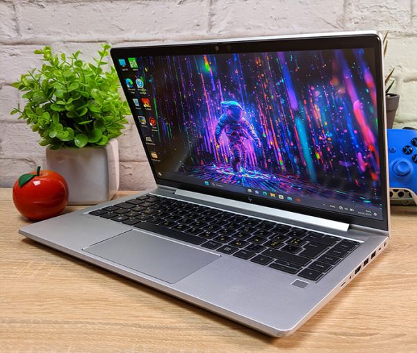 Производительный Ноутбук HP Elitebook 640 G9 14" i5 1245U 8GB + SSD