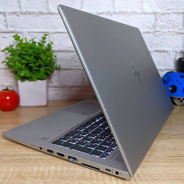 БУ Ноутбук HP EliteBook 755 G5 15.6" FHD IPS Ryzen 5 Pro 2500U Vega 8 8GB DDR4 256GB SSD