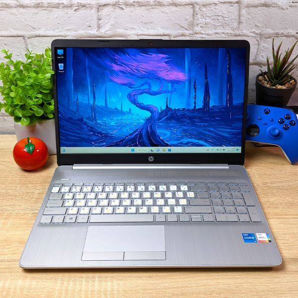 HP Laptop 15t-dw300 / 3045 /3035 - Игровой Ноутбук с Windows 11 и Гарантией (15.6'' Touch i5 1135G7 16GB 256GB SSD)