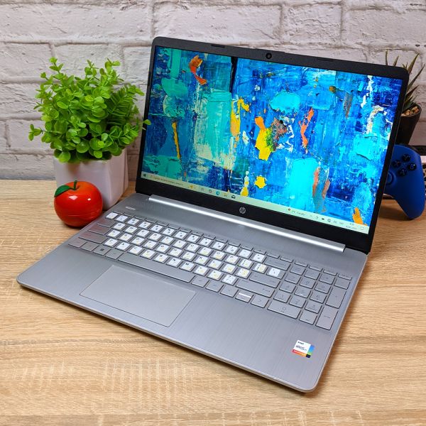 HP Laptop 15-dy2093dx - Мощный и Компактный Ноутбук с Windows 10 и Гарантией (15.6'' i5 1135G7 16GB 256GB SSD)