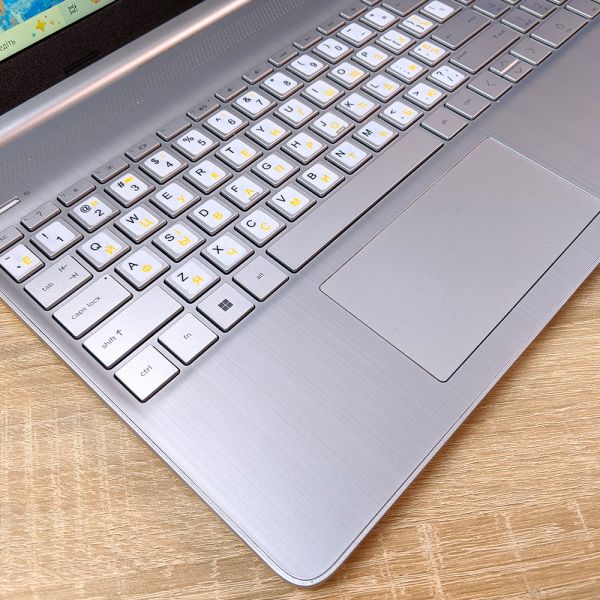 HP Laptop 15-dy2093dx - Мощный и Компактный Ноутбук с Windows 10 и Гарантией (15.6'' i5 1135G7 16GB 256GB SSD)