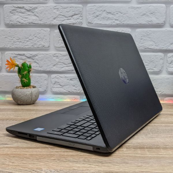 БУ Ноутбук HP Pavilion 15-bs015dx 15.6'' FHD TN i5 7200U 8GB 256GB SSD